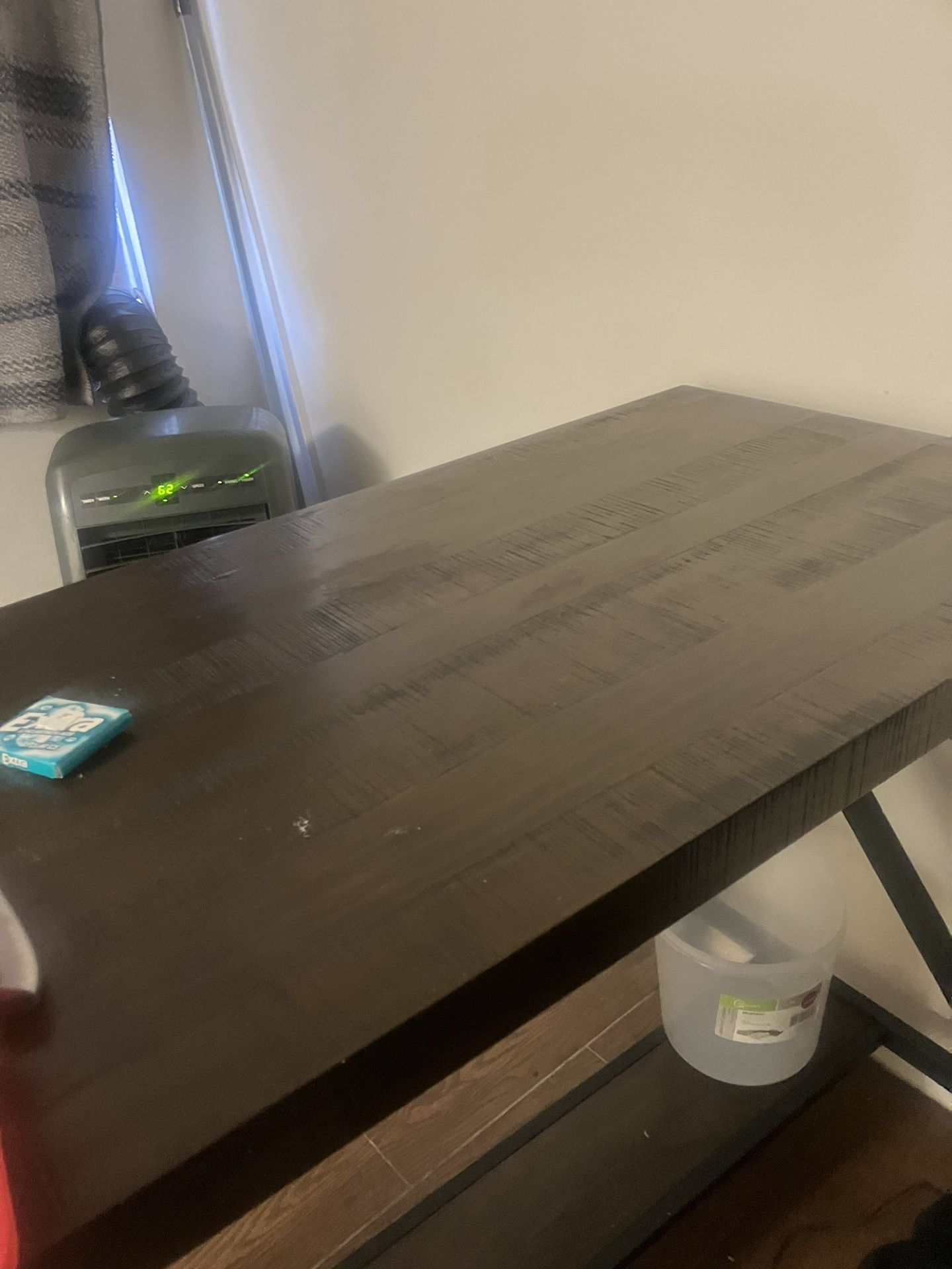 Counter Height Kitchen Table Like New