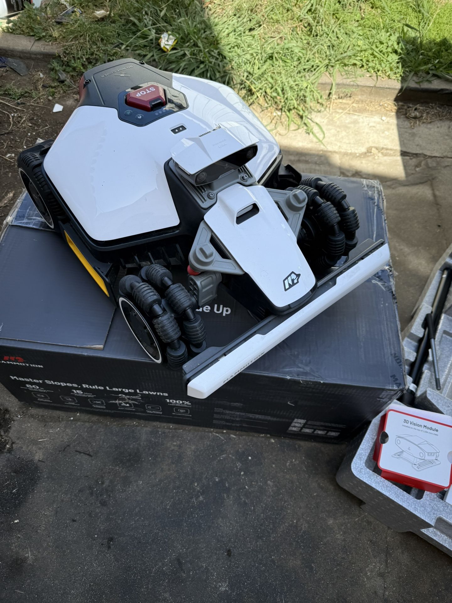 MAMMOTION LUBA mini AWD