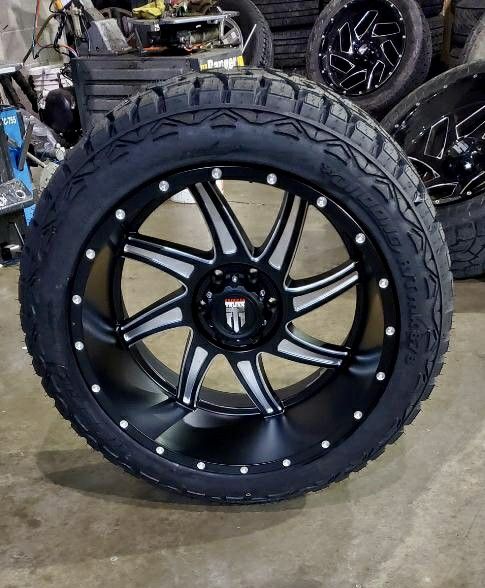 New. 35" Tires & 22x12 Wheels 6x5.5 8x6.5
