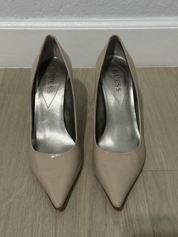 Guess Patent Pointed Toe Pumps in Beige - Size 9