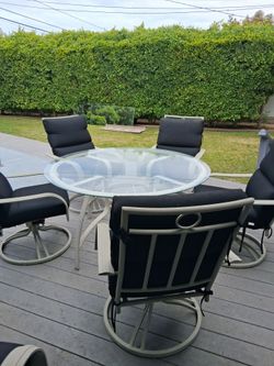 Patio Dining Set with Padded Sling Swivel Rocker Dining Arm Chairs