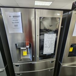 23 Cu. Ft. Smart French Door Refrigerator Instaview, Door IN Door & Craft Ice, Print Proof