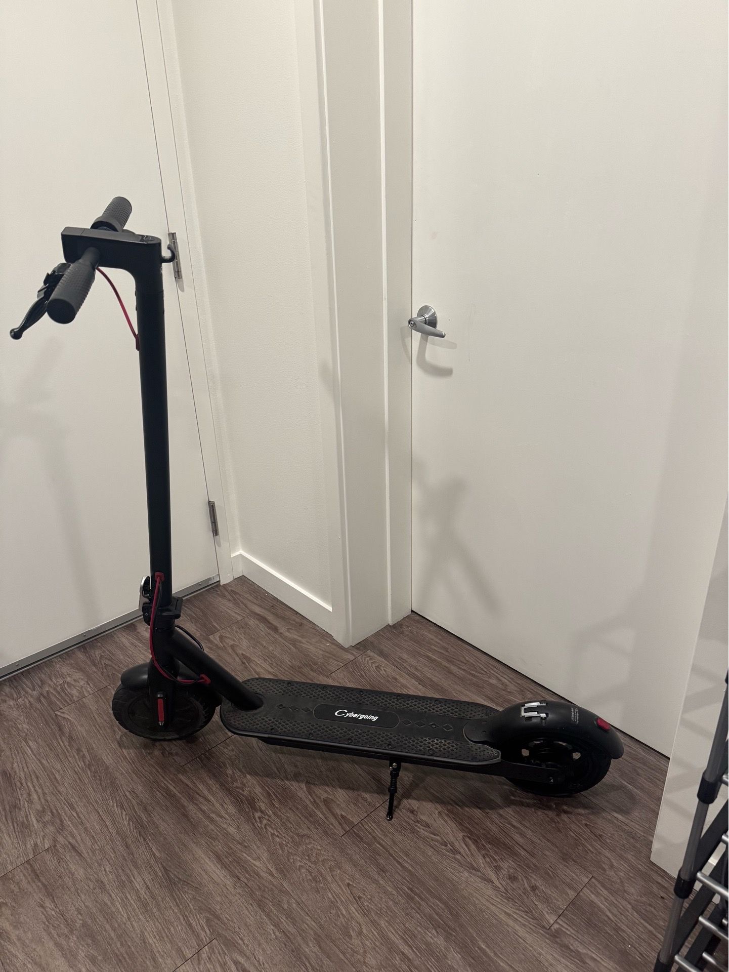 Cybergoing Electric Scooter - 10” Wheels