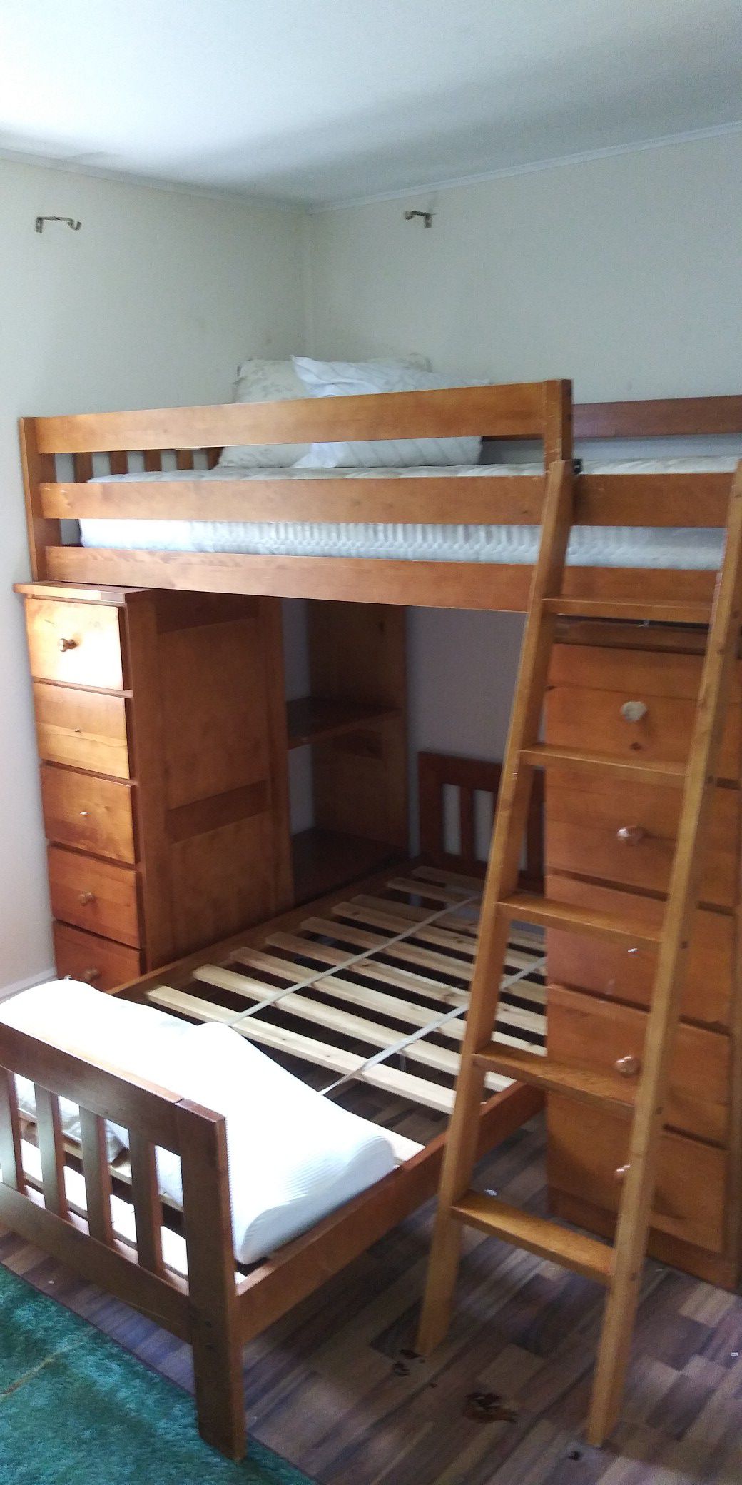 !! Nice big Bunk Bed for your Kids with matress & Dresser!!