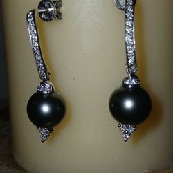 Black Pearl Diamonds. Quarter Karat.14k W/ Gold Solid beautiful Set