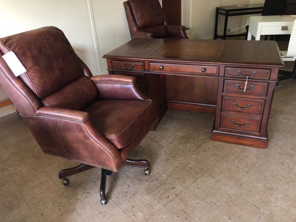 Leather executive chair and desk by hooker $2000 for Sale ...