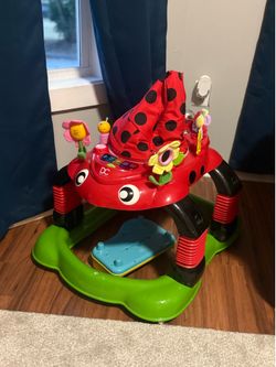 Baby bouncer/ walker