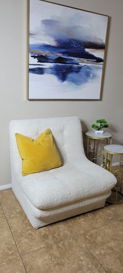Accent chair