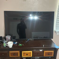 Sony Bravia Xbr Flat Screen Tv For Sale Comes With Remote And DVD Player 