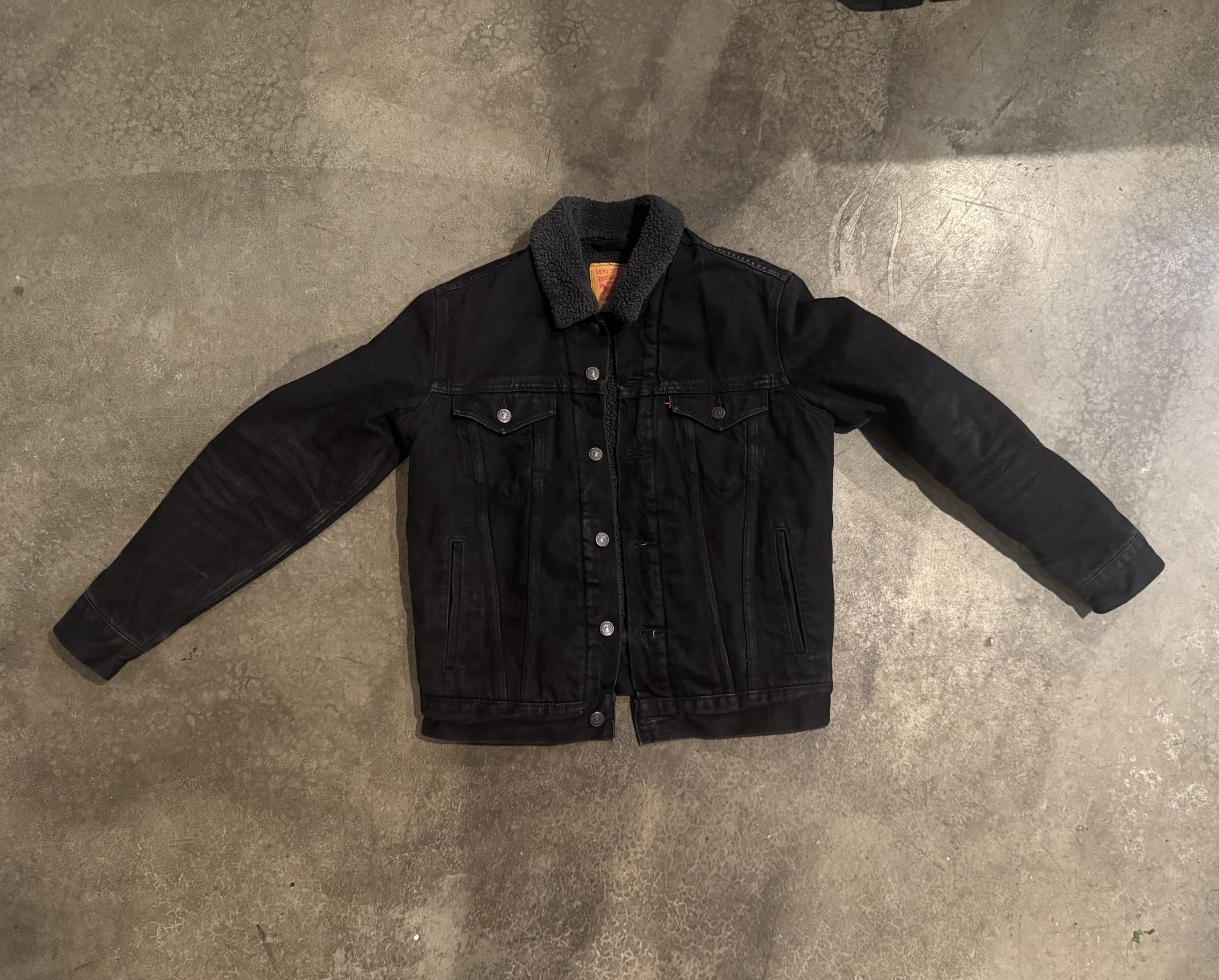 Warm Levi’s Denim Jacket