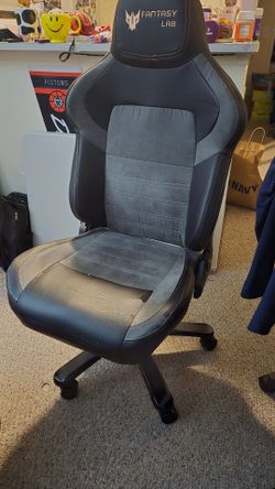 Fantasy Lab Gaming Chair (Black/Gray)