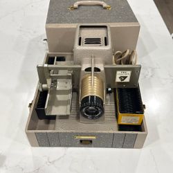 Vintage Bell & Howell TDC Headliner 303 Slide Projector
