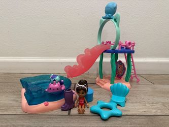 Gabby's Dollhouse Mermaid Pool Playset