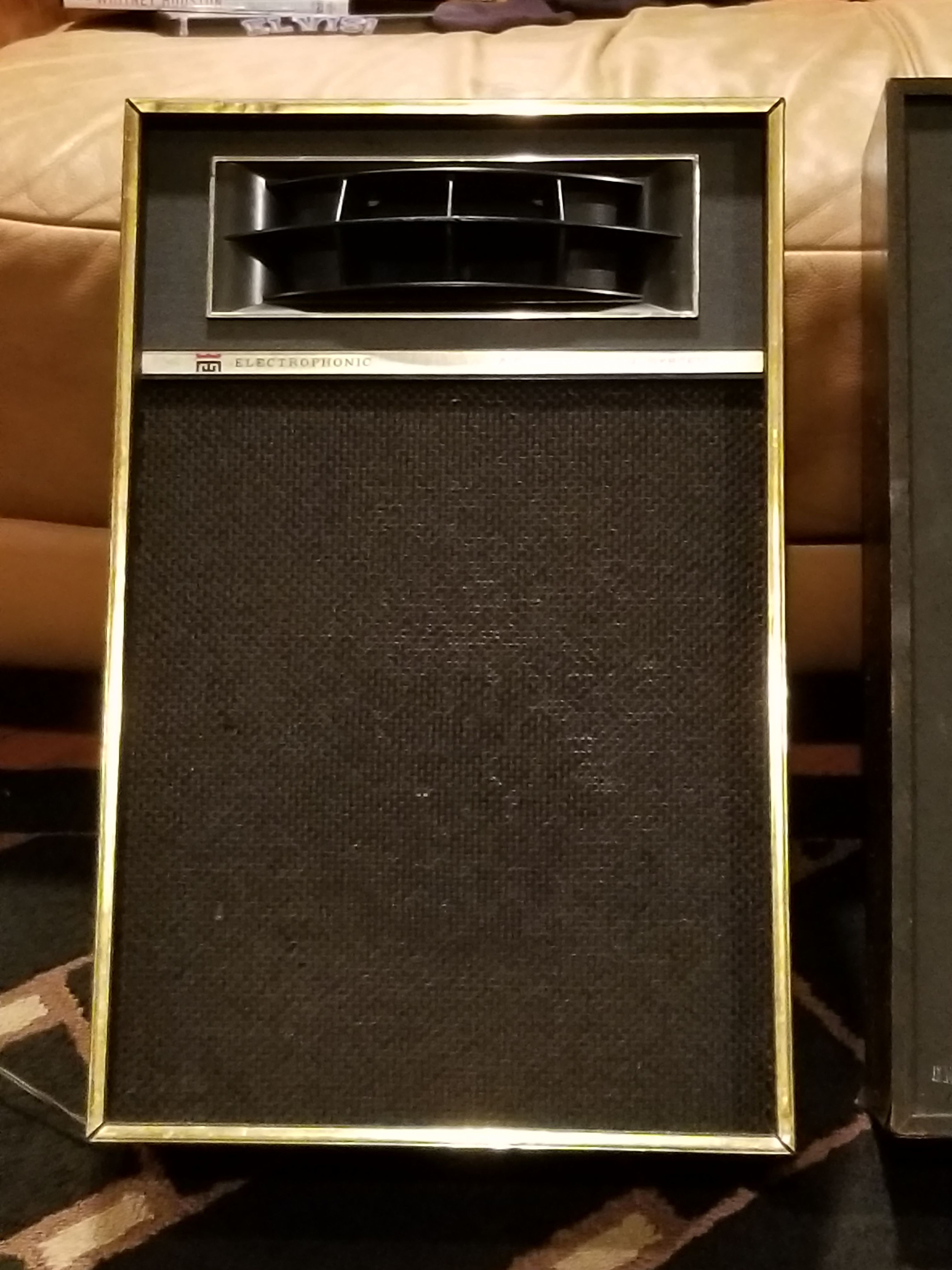 1970's - Vintage Air Suspension System - Speakers