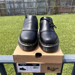 Dr. Marten’s 1461 Bex Oxford