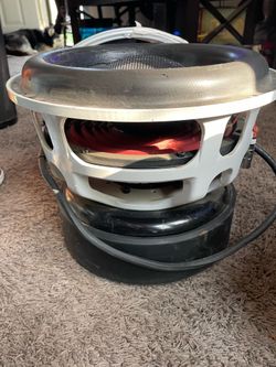 B2 12” SUB $550 NO BOX NO TRADES MUST PICK UP ONLY