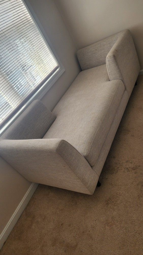 Couch π