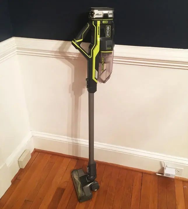 Ryobi 18-Volt ONE+ EverCharge Stick Vacuum 