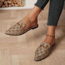 Flat Shoes 