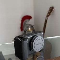Sony ZV-E1