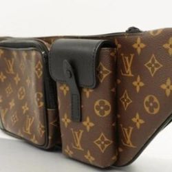 Pre-Owned Louis Vuitton Belt Buckle Bag
