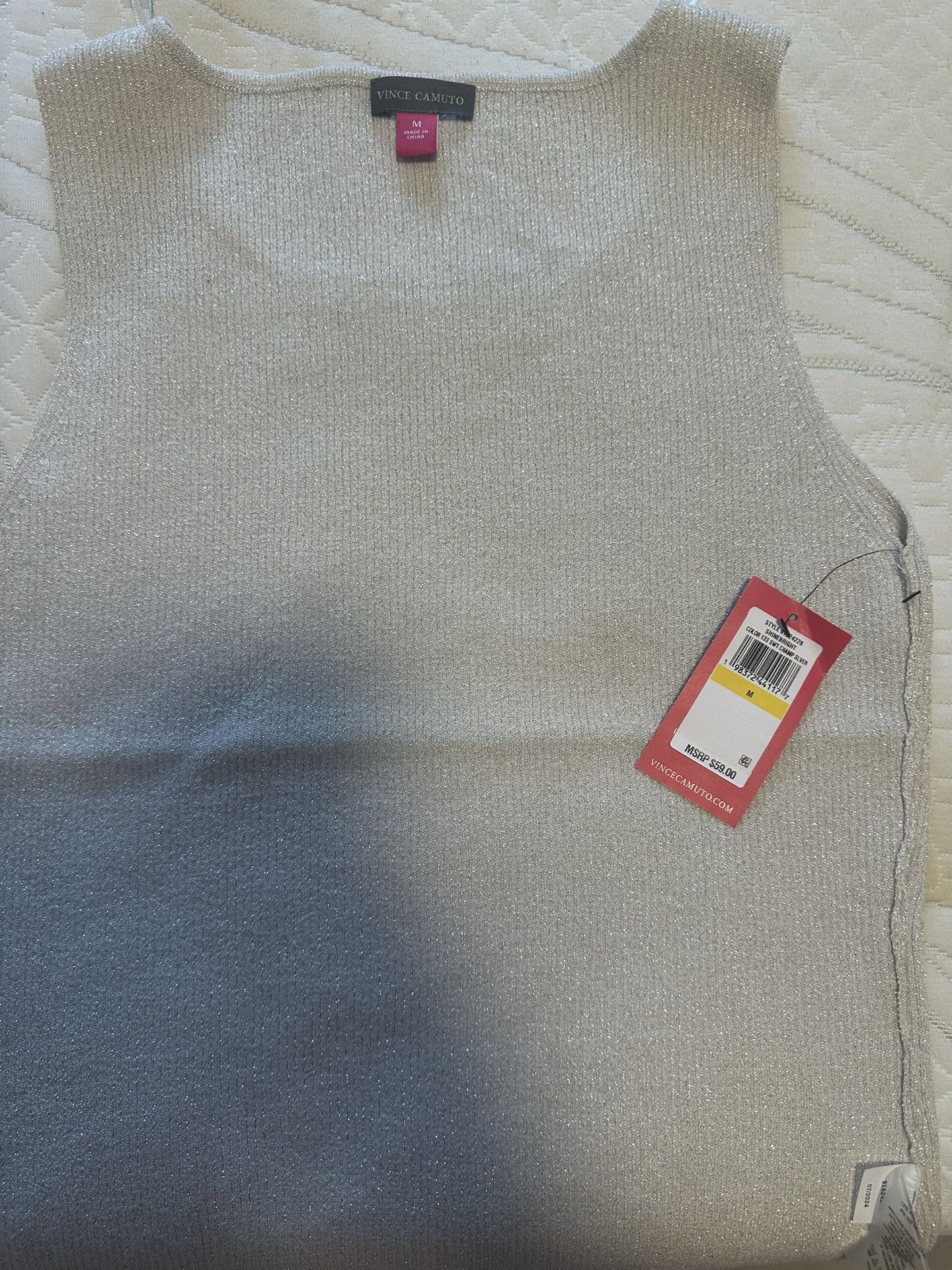 Vince Camuto Women's Metallic Ribbed Sleeveless Sweater size M-Champagne Silver