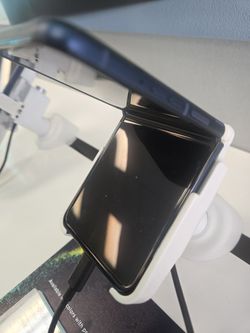 Motorola RAZR 2025 HALF OFF