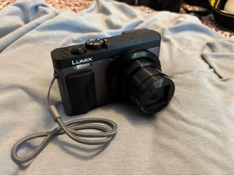 LUMIX ZS70