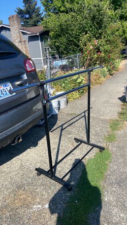 Closet clothes rack price 10$. Pick up. E. Side. Tacoma