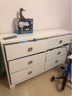 6-Drawer White Dresser