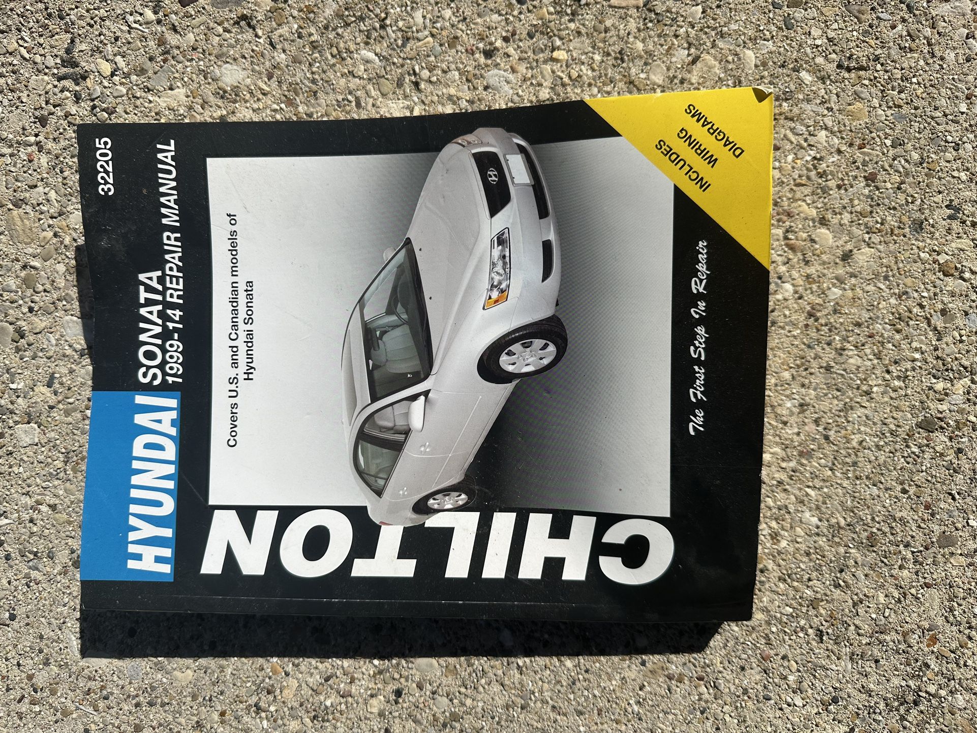 Chilton 2008-2014 Hyundai Sonata Repair Book.