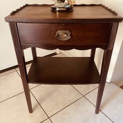 Table Antique Accent Side Table Night Stand Mahogany 1930’s