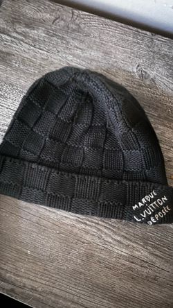 Lv hat