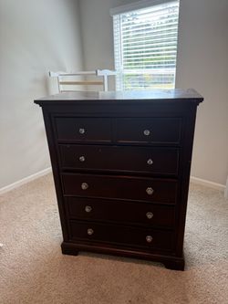Free dresser