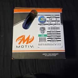 Motiv Bowling Ball