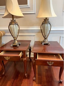 Nightstand / Living Room Set w/ Lamps