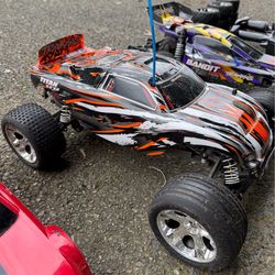 Brushless RWD 1/10 VXL rustler