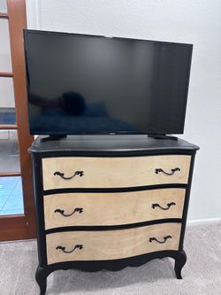 3 drawer Night stand dressers