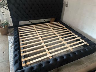 🔥🖤 DREAM King BLACK PLATFORM BED 🖤🔥 $0 Down, Financing Available