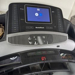 Nordic track Commercial 1750