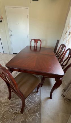4 chairs with table