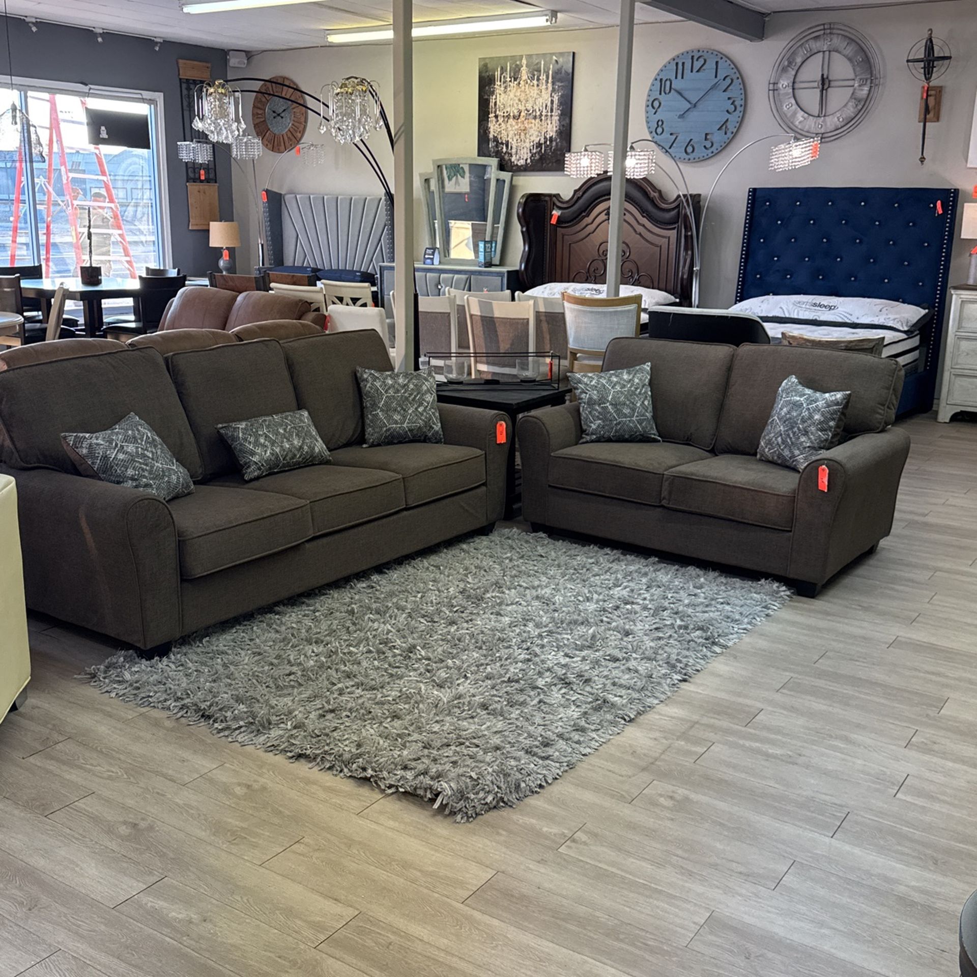 2PC Sofa Set *NEW*