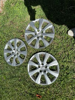 Toyota own hub caps