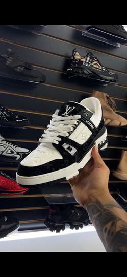 Shoes (LV)