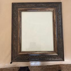 8x10 Antique Gold Frame