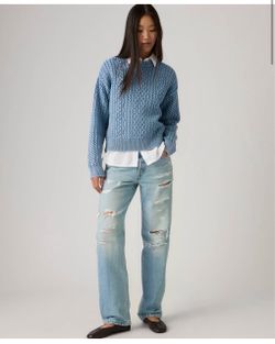 Size: 28/32: levis. Ribcage wide leg womens jeans