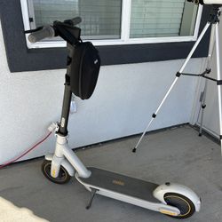 Ninebot Electric Scooter/with Bag 