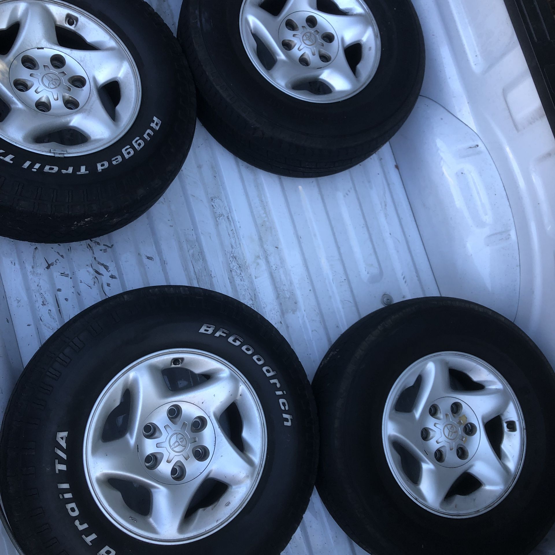 Toyota 265 70 16 rims and tires