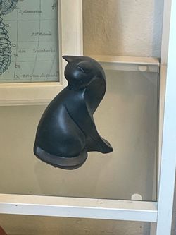 Black Cat Statue