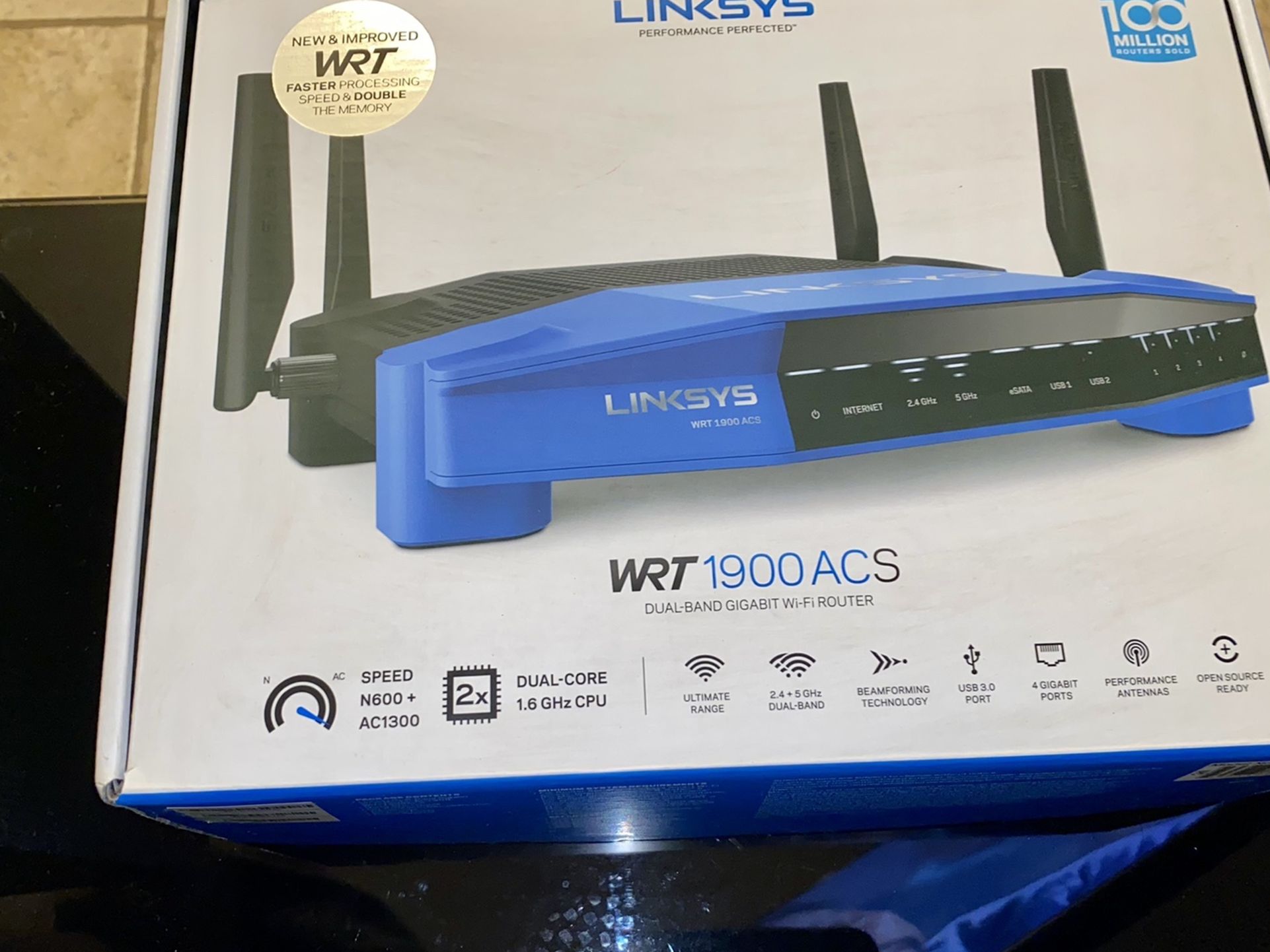 LINKSYS WRT 1900 ACS DUAL BAND GIGABIT WI-FI ROUTER